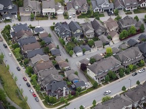Mortgage Wars Looming in Canada as Some Homeowners Capitalize on Lower Interest Rates